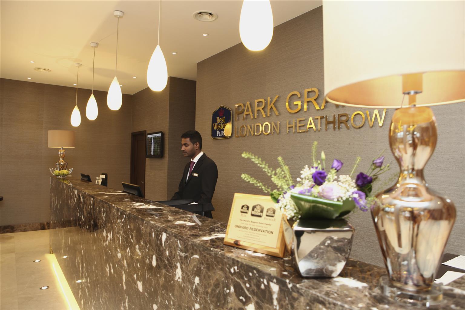 Park Grand Heathrow Hotel Hounslow Exterior foto