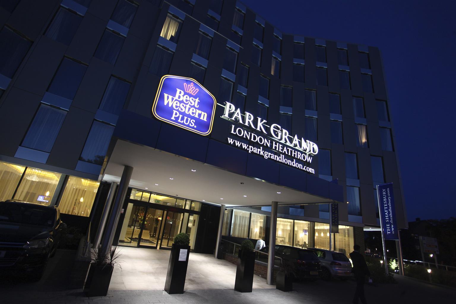 Park Grand Heathrow Hotel Hounslow Exterior foto